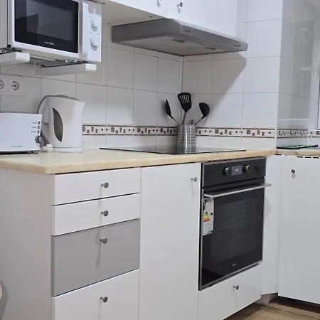 Apolonia River View Apartment *