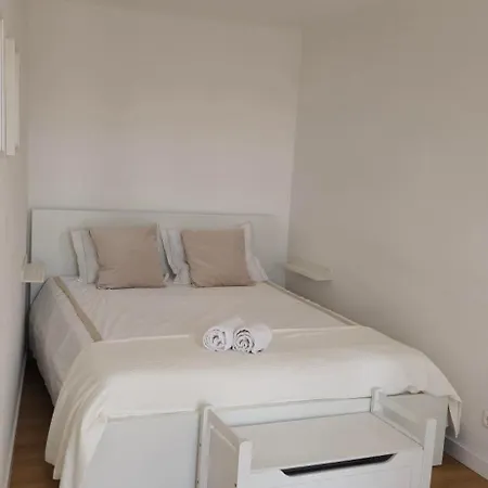 Apolonia River View Апартаменти Лісабон