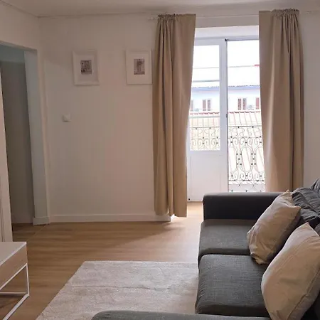 Apolonia River View Апартаменти